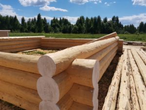 Баня на 5х6 метров, выполнена по проекту «Стародуб», рубка «чашу»